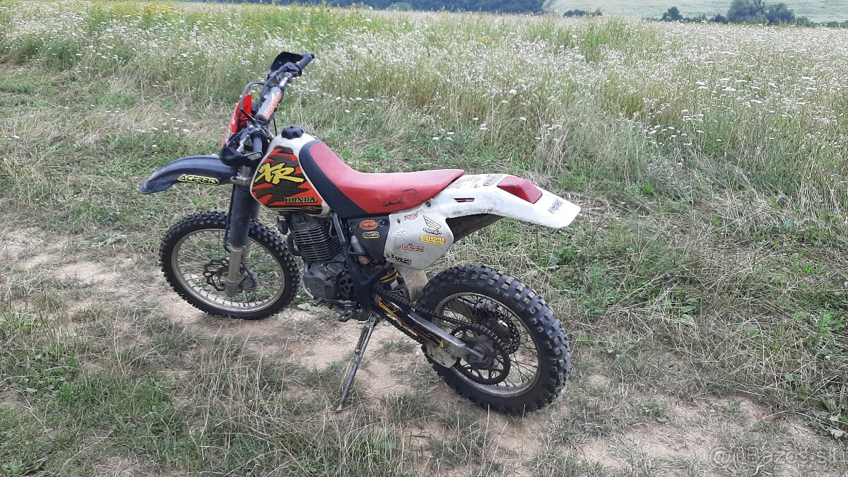 HONDA Xr 400