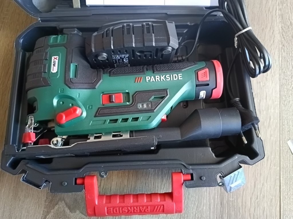 PARKSIDE® Aku priamočiara píla 12 V PSTKA 12 - 5