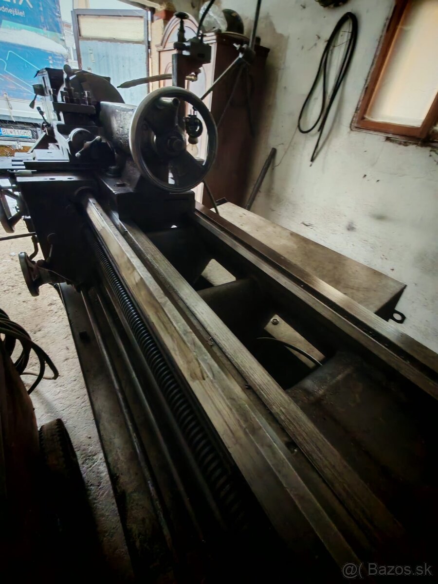 Sústruh na kov - 5