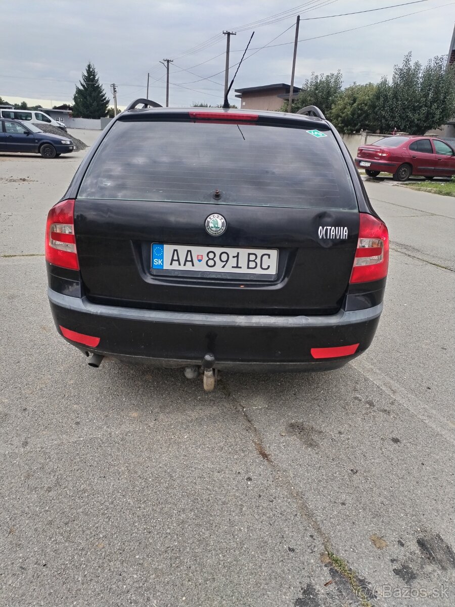 Rozpredám octaviu - 5