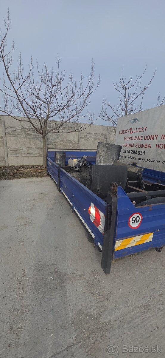 Predám Korbu- trojstrany sklapač - 5