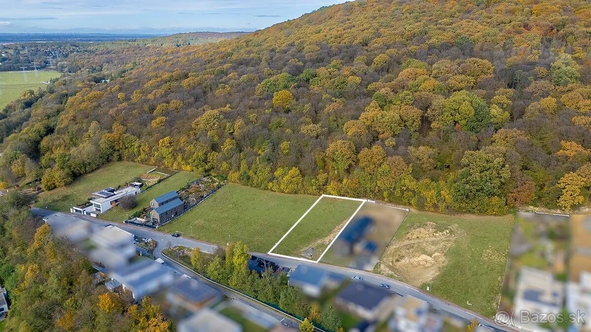 Na predaj stavebný pozemok v obci Borinka - 5