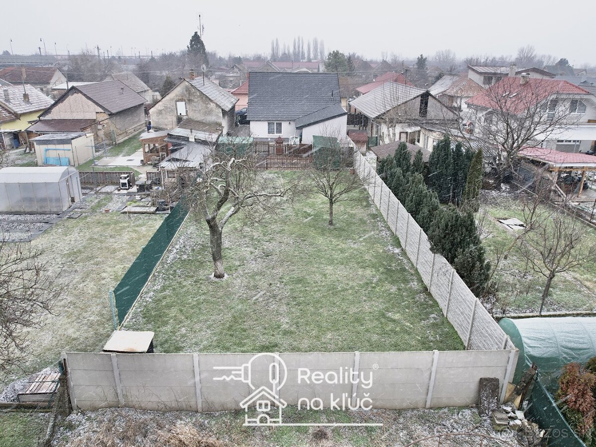 Na predaj zrekonštruovaný 3-izbový rodinný dom v tichej loka - 5