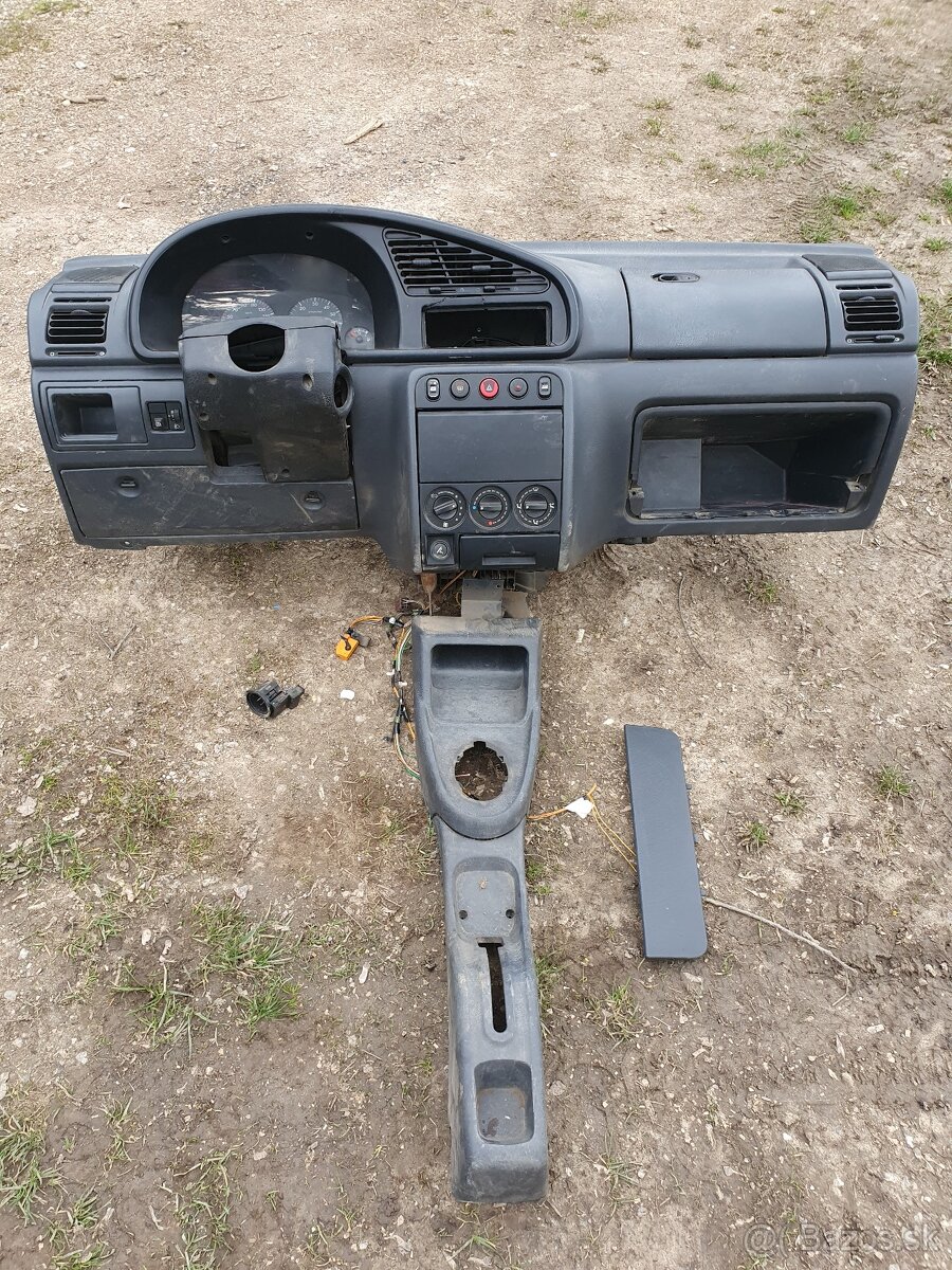 Predám diely peugeot partner - 5