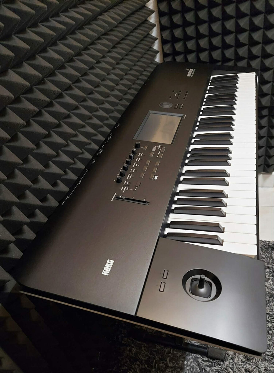 Korg Nautilus 61 AT (aftertouch) - používaný len doma - 5