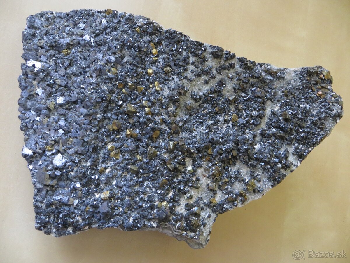 Mineral (galenit, chalkopyrit, sfalerit, kremeň) (Hodruša) - 5