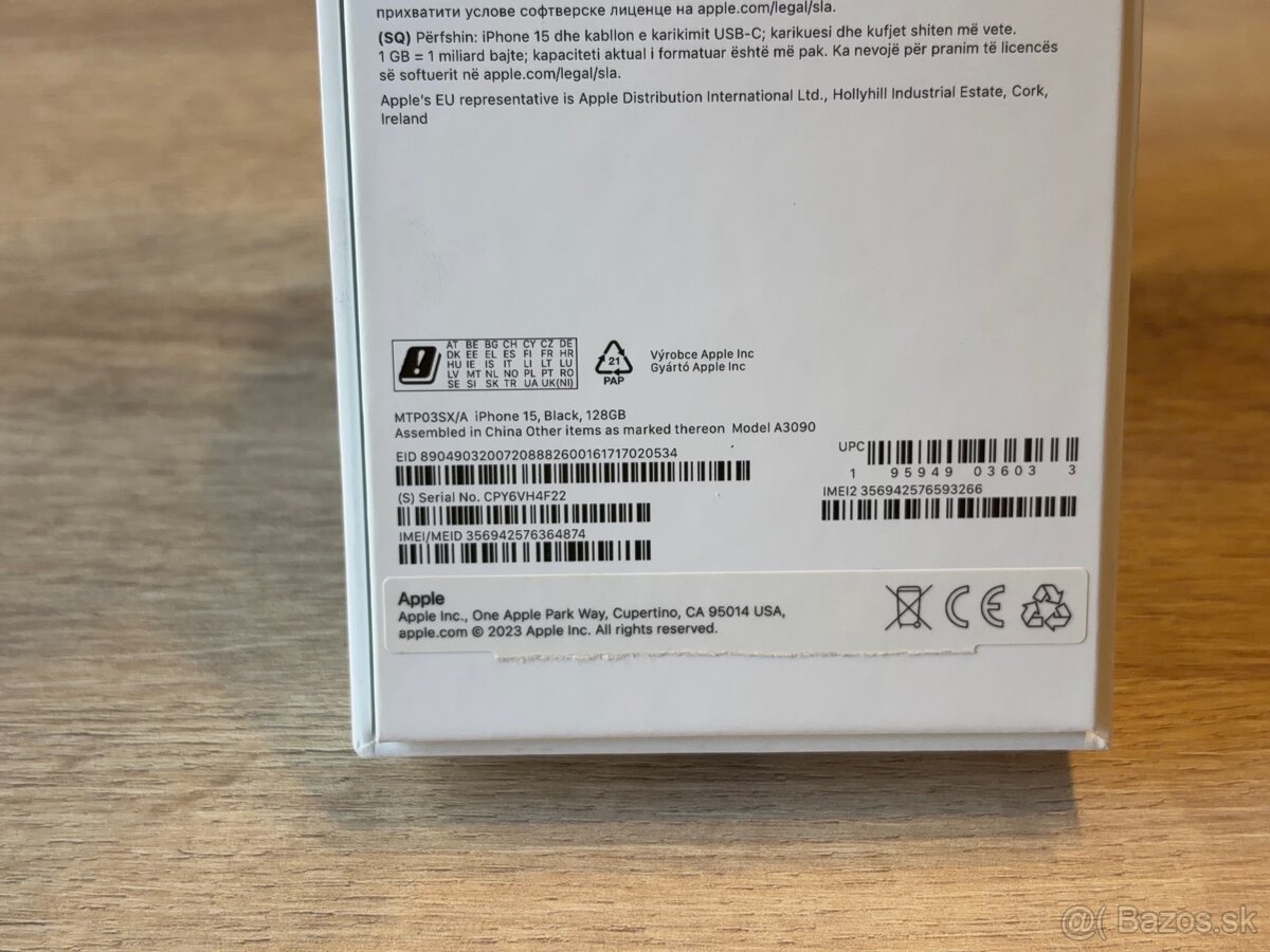 Predám iPhone 15 128 GB Black - 5