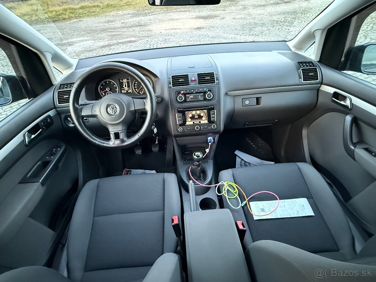 Volkswagen Touran 1.2TSI 7MIESTNE - 5