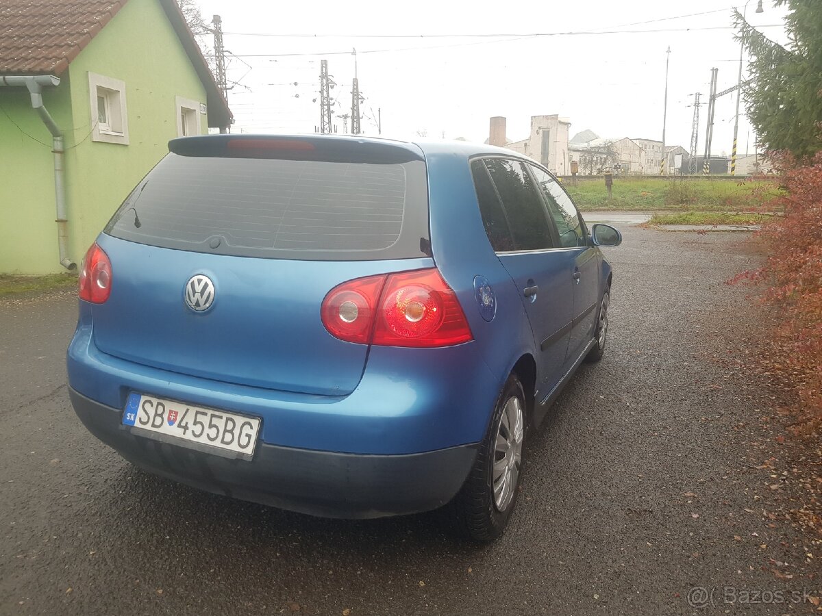 Volkswagen Golf 5 - 5