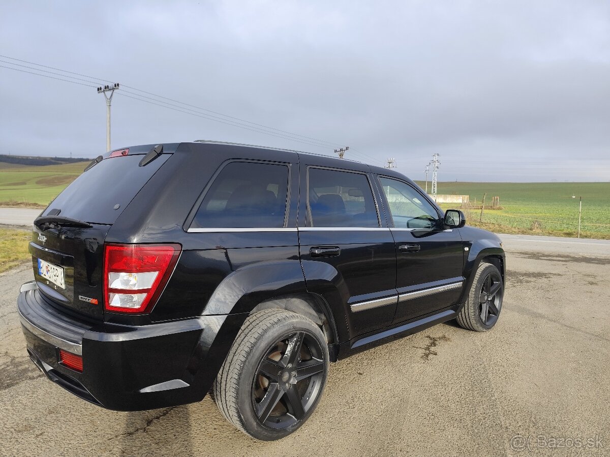 Jeep Grand Cherokee srt8 - 5