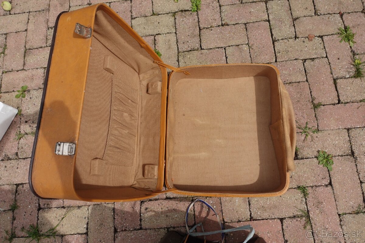 2 akordeóny – zberateľské, rozladené - 5