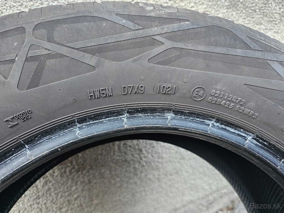 Pneu 215/60 R16 - 5