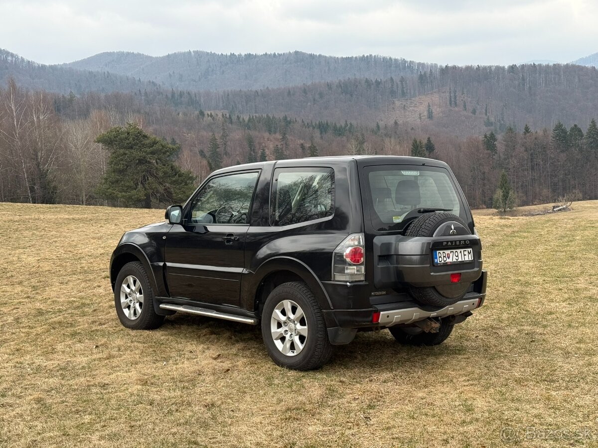 Pajero 3,2 DI-D,5 A/T, Invite 3dv. - 5