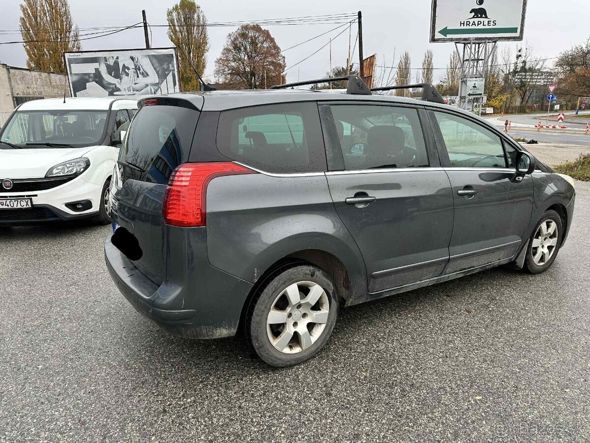 Peugeot 5008 2.0 Hdi 110 KW ,7 miest - 5