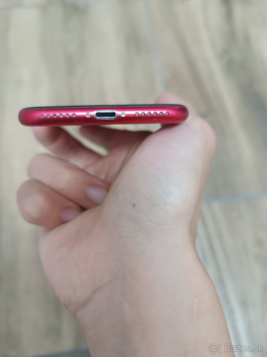 iPhone SE 2020 64GB – Product Red – Výborný stav - 5
