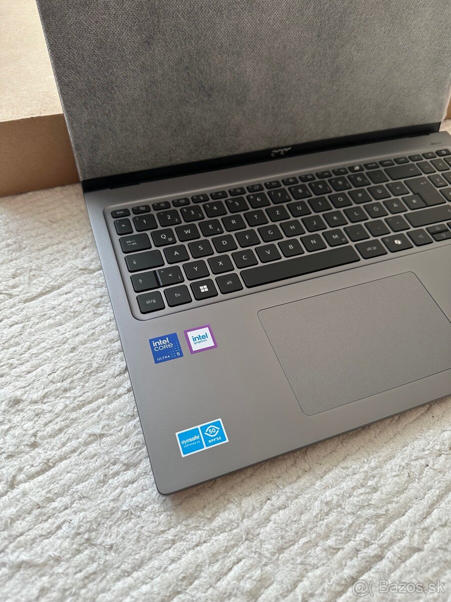 Acer Swift Go 16 (nový) - 5