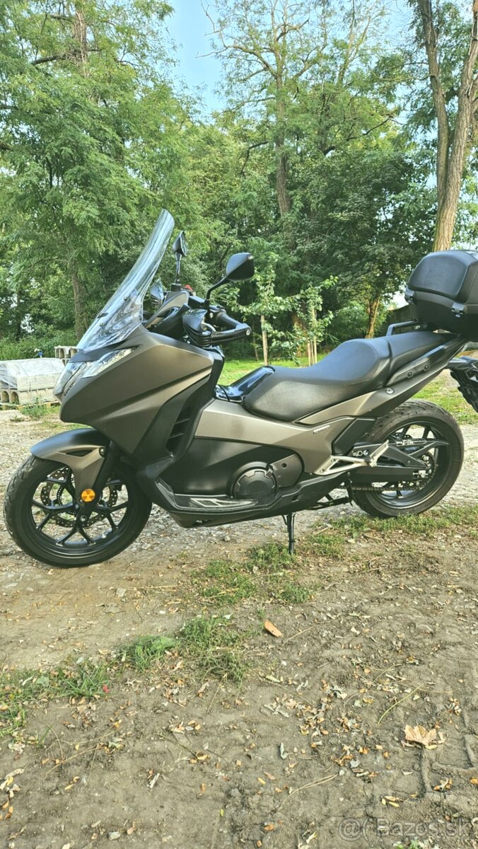 Honda Integra NC750D RC89 - 5