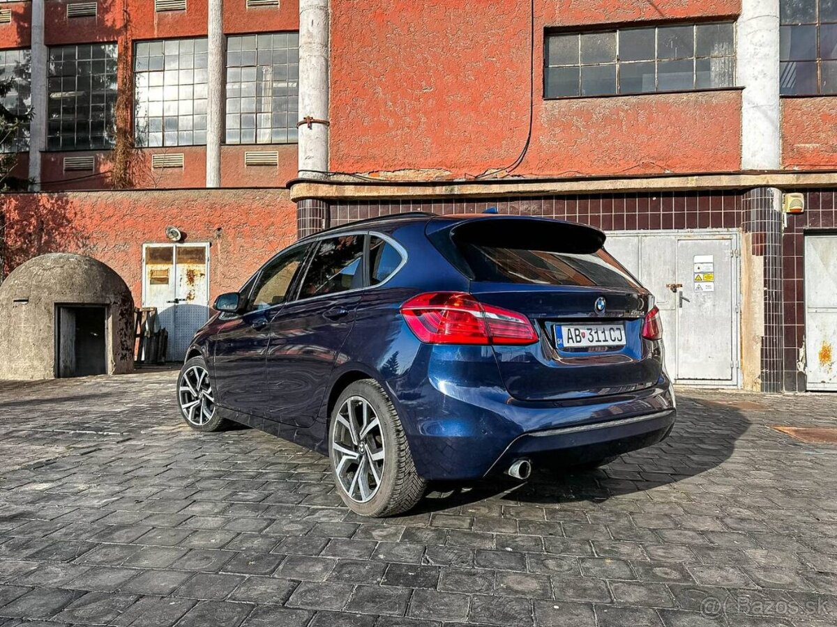 BMW Rad 2 Active Tourer 2 218d Luxury Line A/T - 5