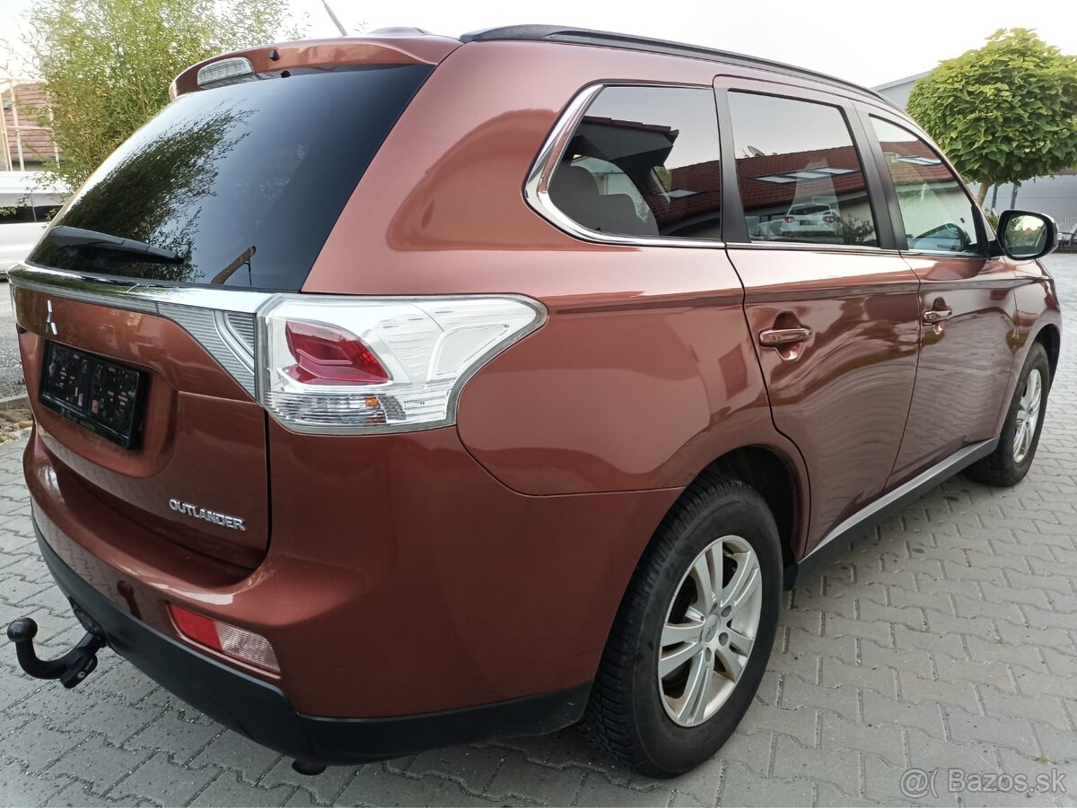 MITSUBISHI OUTLANDER - NA PREDAJ - 5