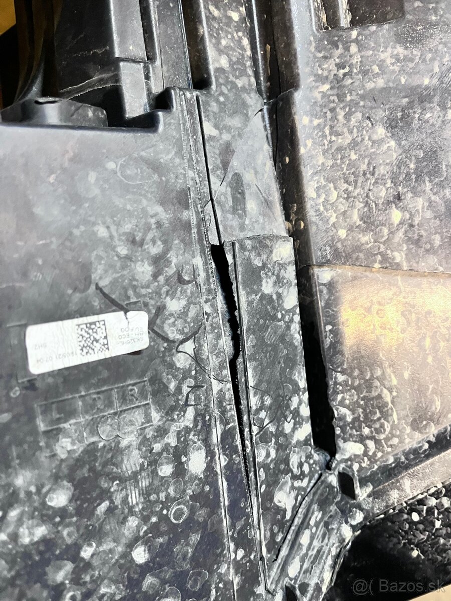 Škoda karoq pravý svetlomet - 5