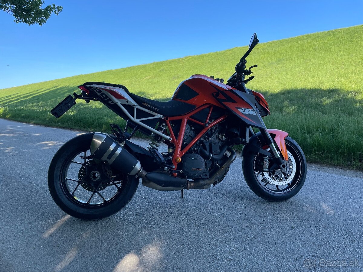 KTM Super Duke 1290 - 5