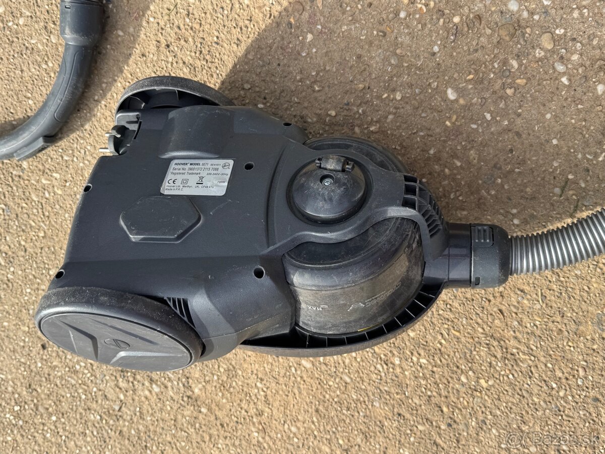 Predám používaný vysávač HOOVER - 5