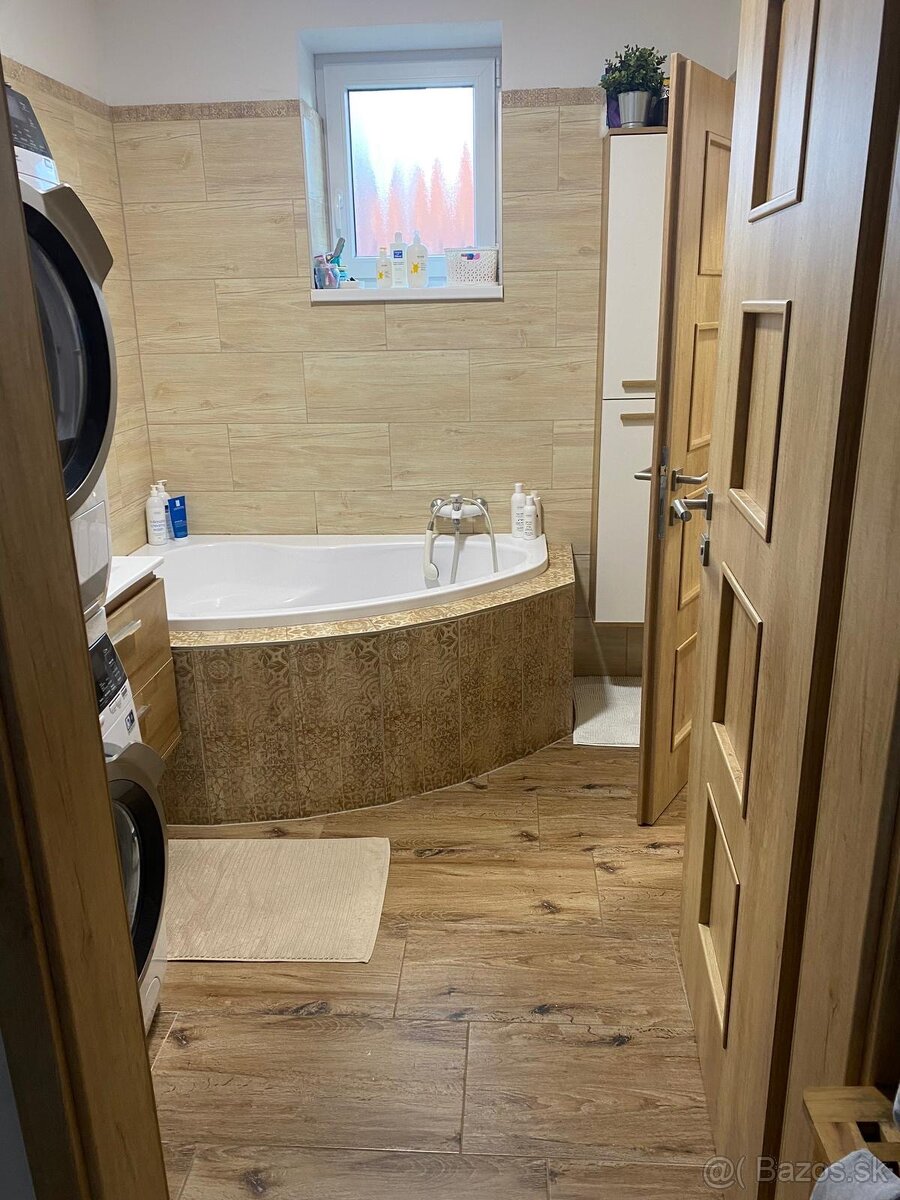 DOM 3IZBOVY DUNAJSKA LUZNA - 5