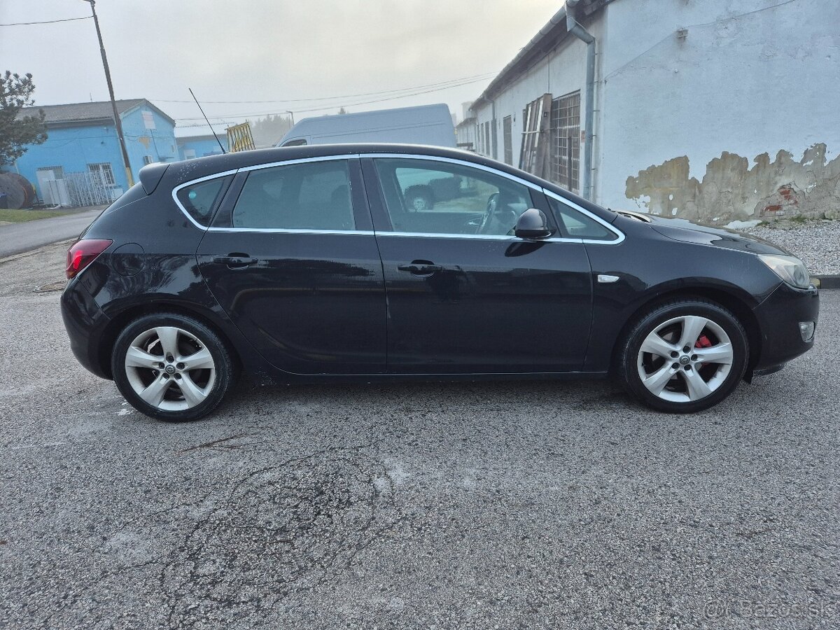 Astra J 2010 1.6 benzin pojazdne - 5