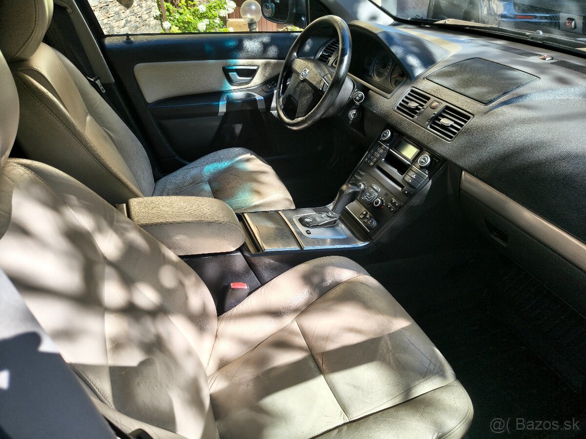 Volvo XC90 D5 - 5