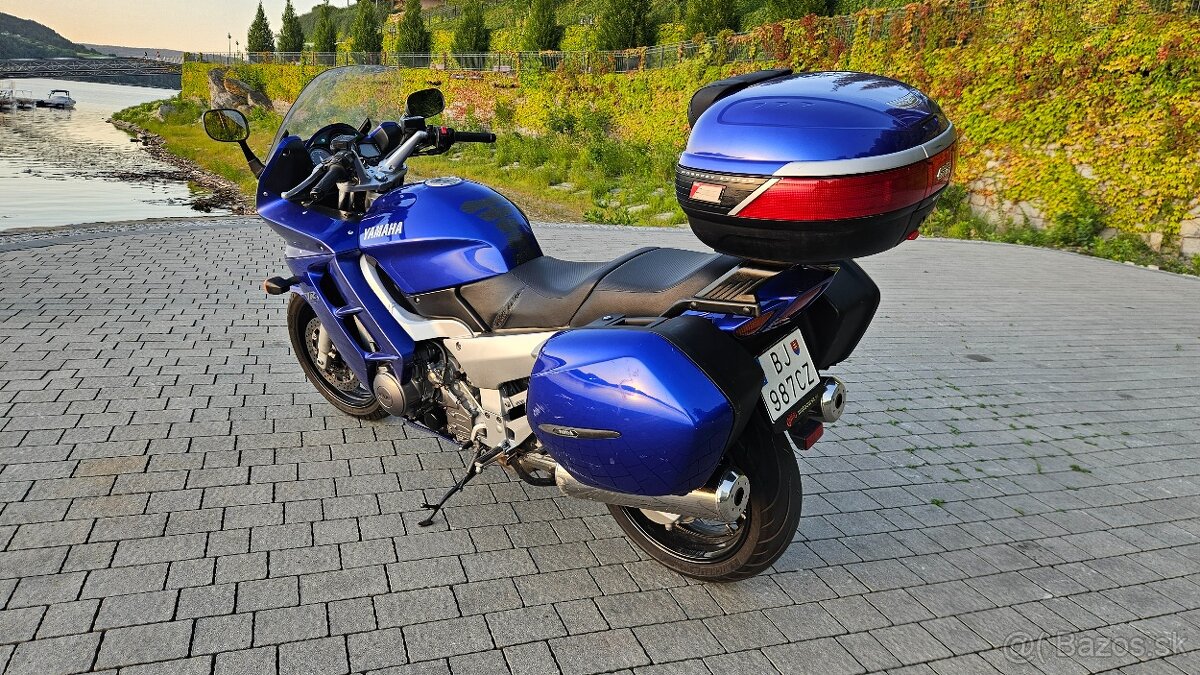 Yamaha FJR 1300 - 5