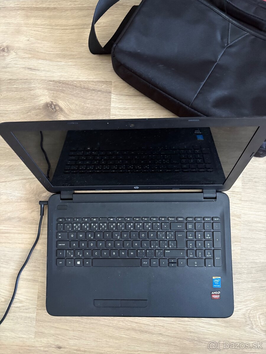 Notebook HP 15,6″ + taška - 5