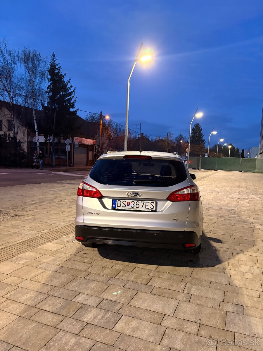 Ford Focus kombi 1.6 diesel - 5