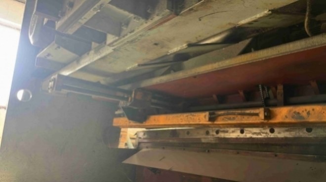 NTA 3150/10 A, tabulové nůžky z 1981 - 5