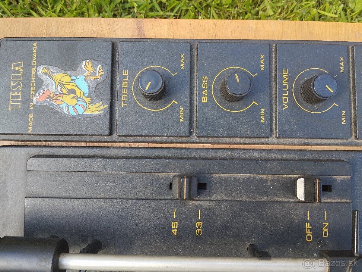 Gramofón Tesla GZ 040 - 5