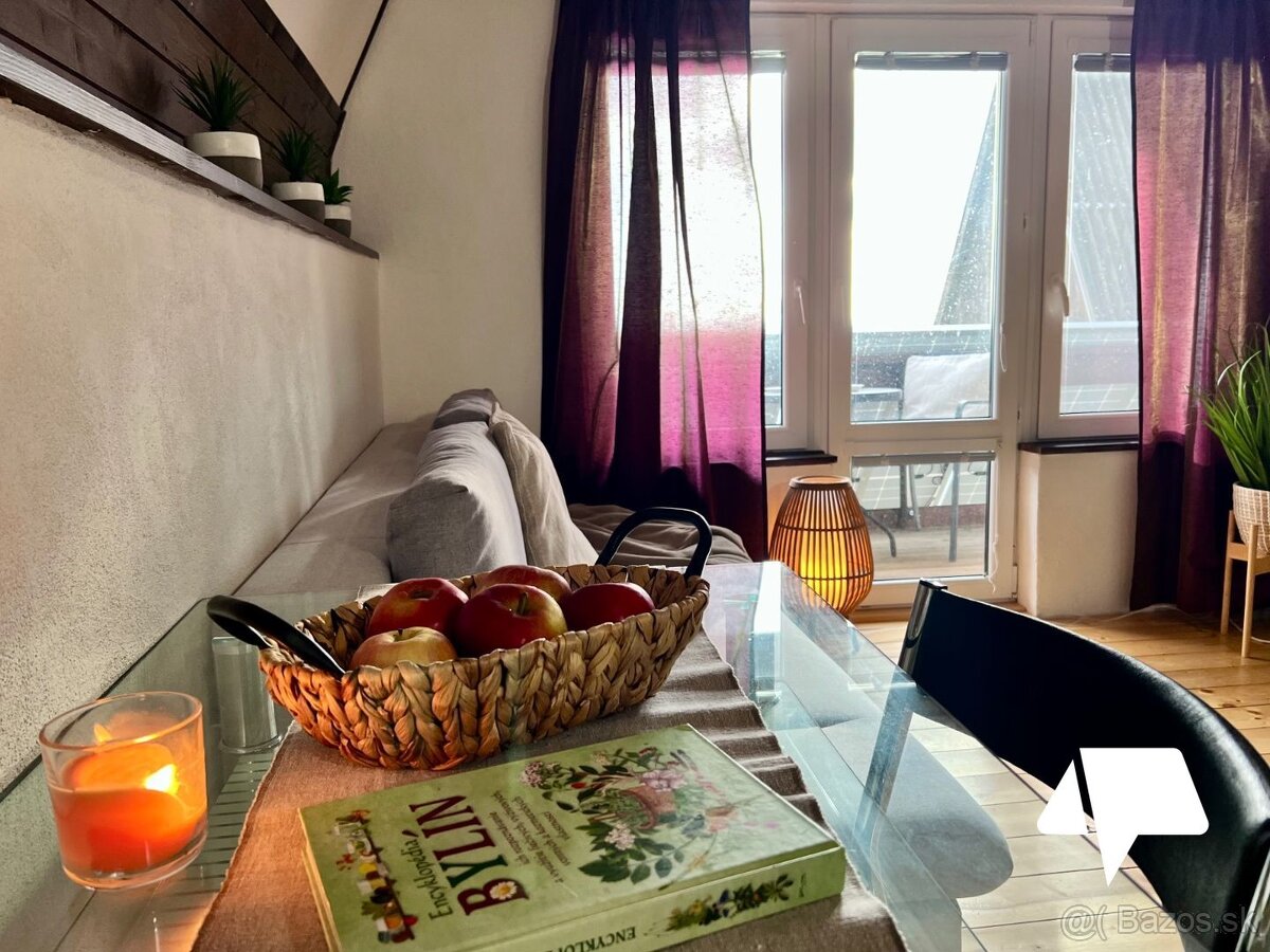 Útulná chata na predaj, kompletná rekonštrukcia, Nitrianske - 5