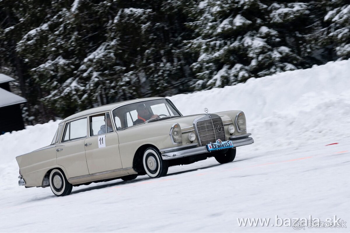 Mercedes-Benz 230S W111 Heckflosse - 5