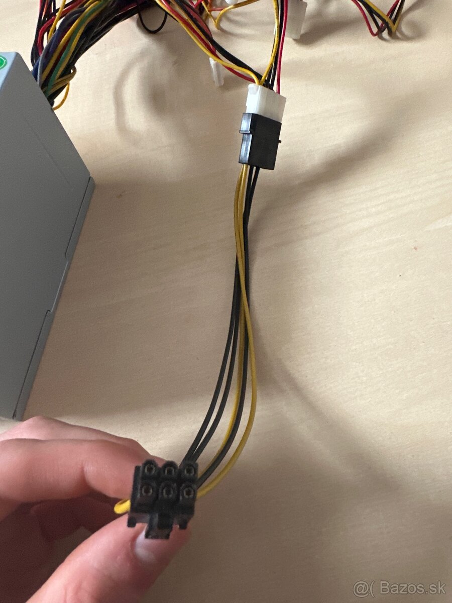 Eurocase ATX 400w PFC adaptér na GPU - 5