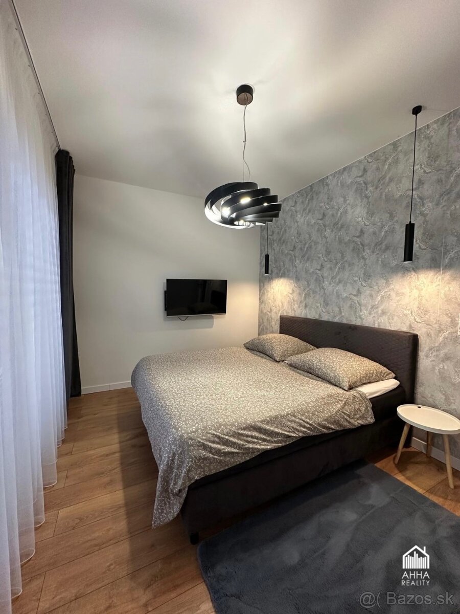 Moderný dom v dvojdome- Penati Golf Resort - 5