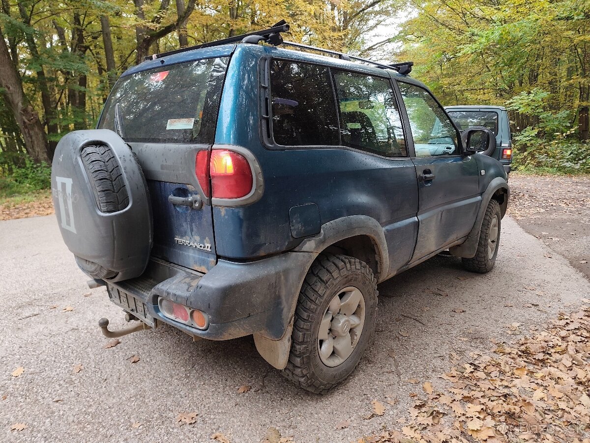 Rozpredám nissan terrano - 5