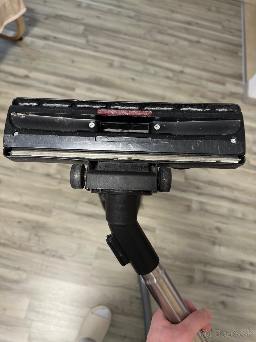 Vysavac ROWENTA BEZVRECKOVÝ - 5