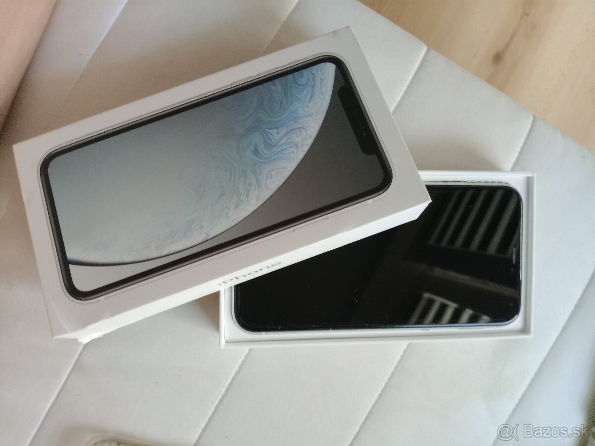 Apple Iphone XR 64 gb - 5