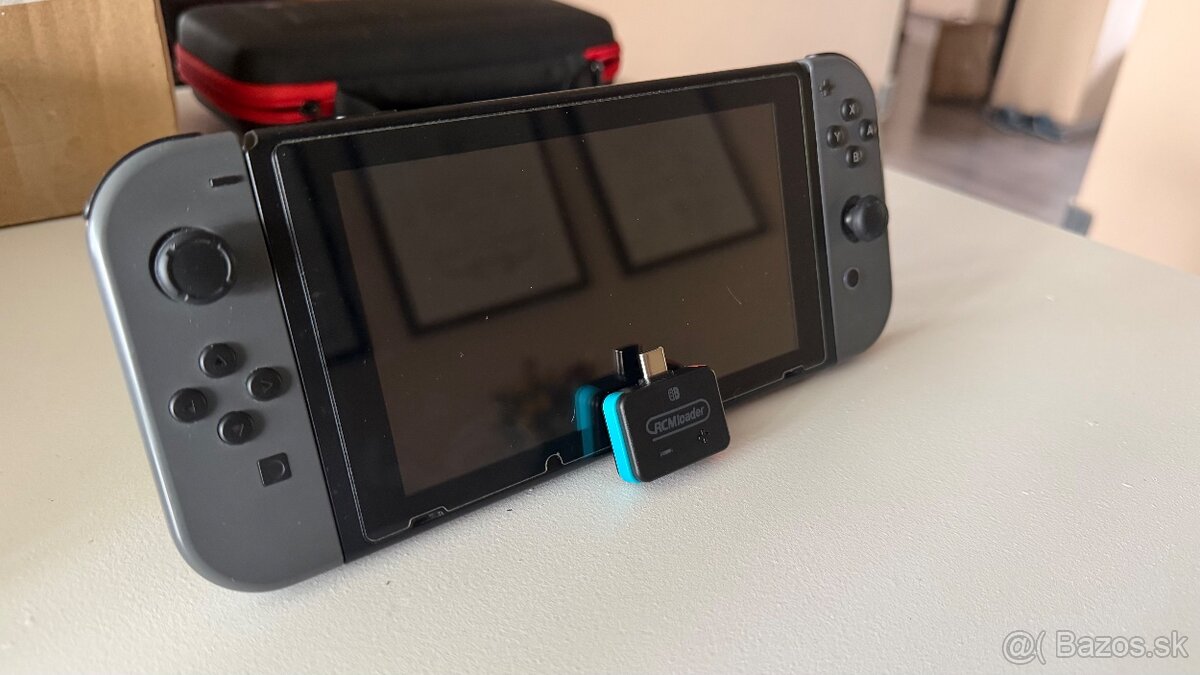 Nintendo Switch V1 (Unpatched / CFW / Atmosphere) + RCMloade - 5