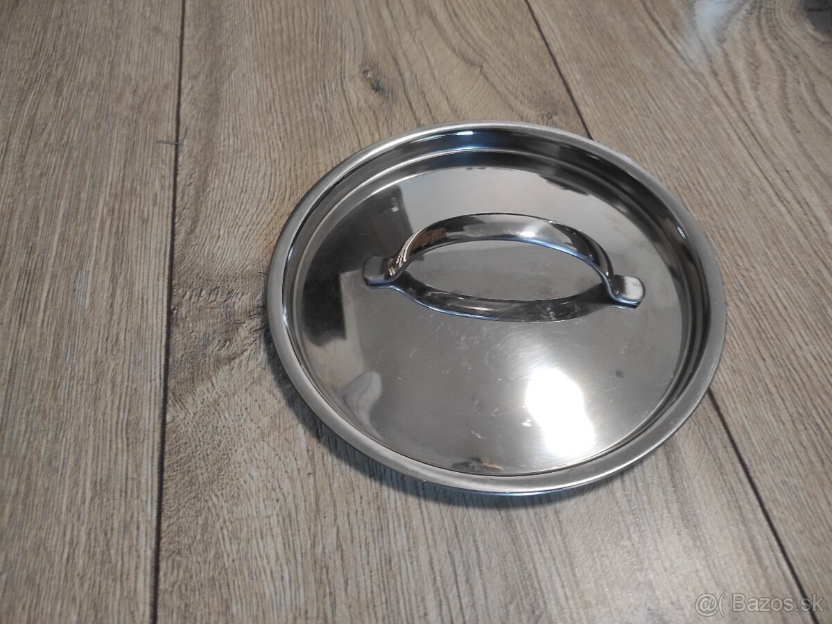 Predám hrniec s pokrievkou - 5