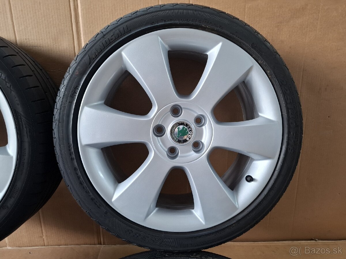 disky LUNA 18" + pneu Superb 2 - 5