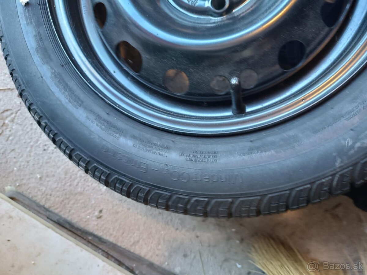 Plechový disk 5 1/2JX 14H2 ET49 vrátane pneumatiky - 5
