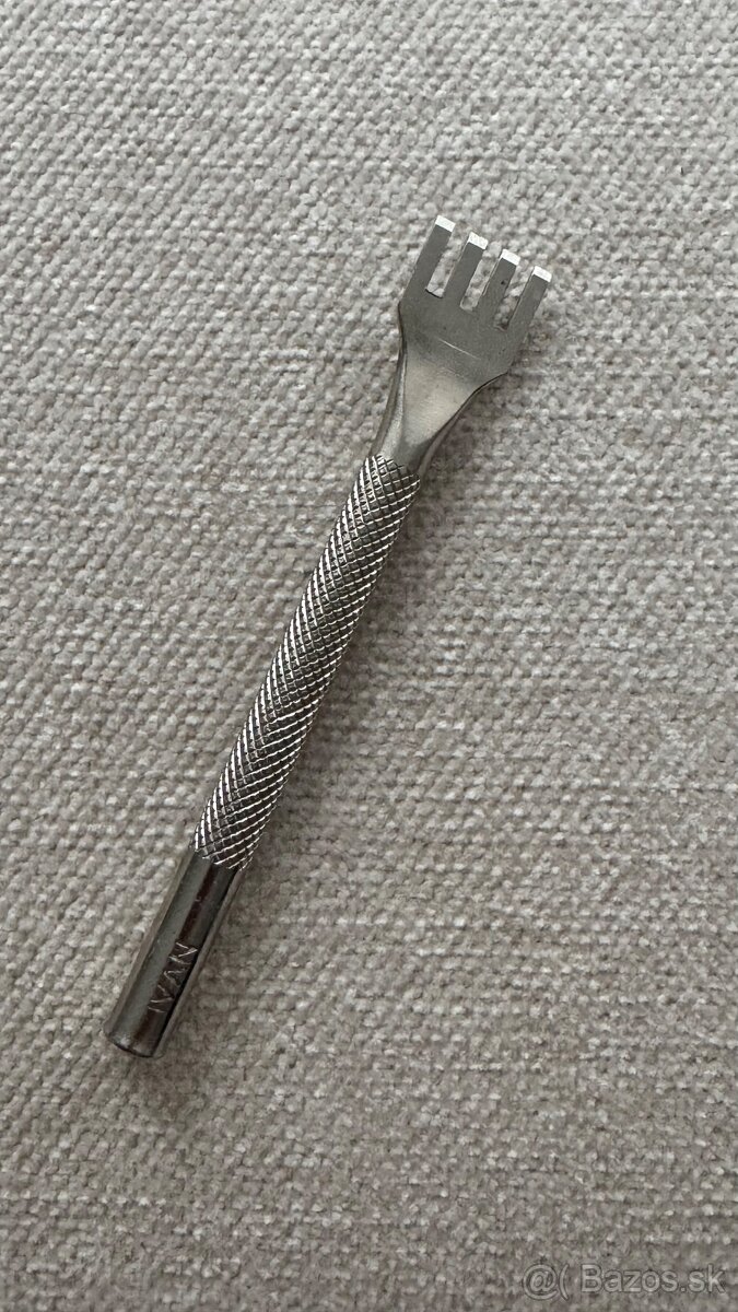 Dierovač na stehy plochý 4 - 5