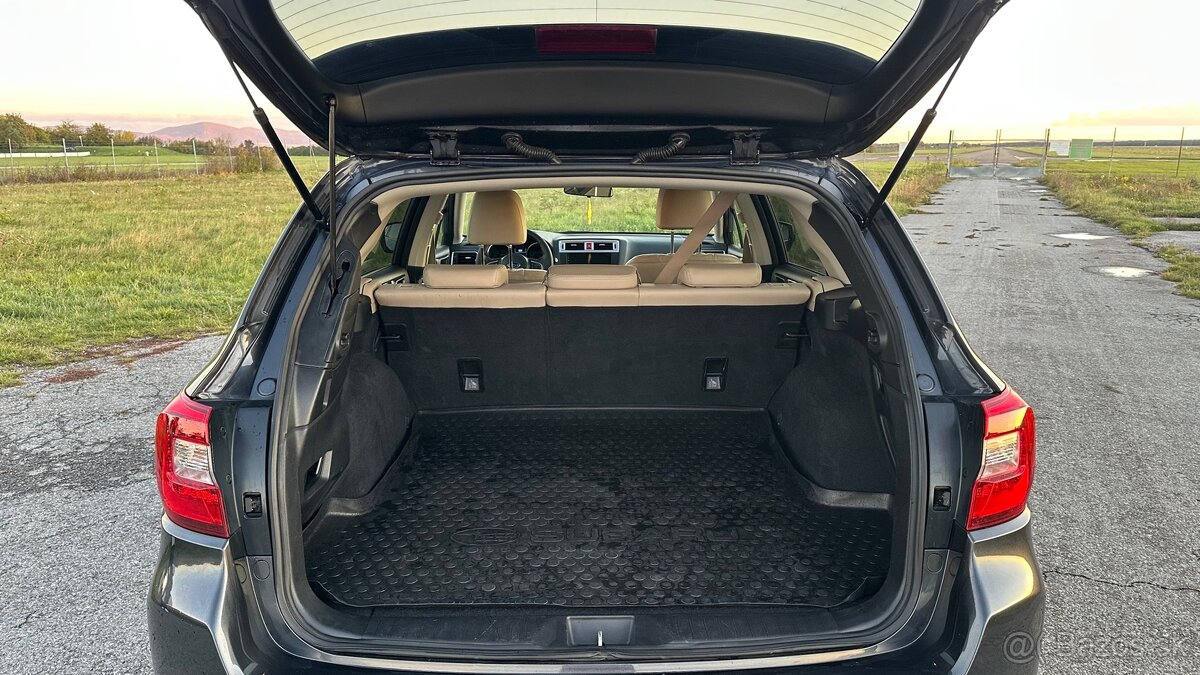 Subaru Outback 2.5 - 5