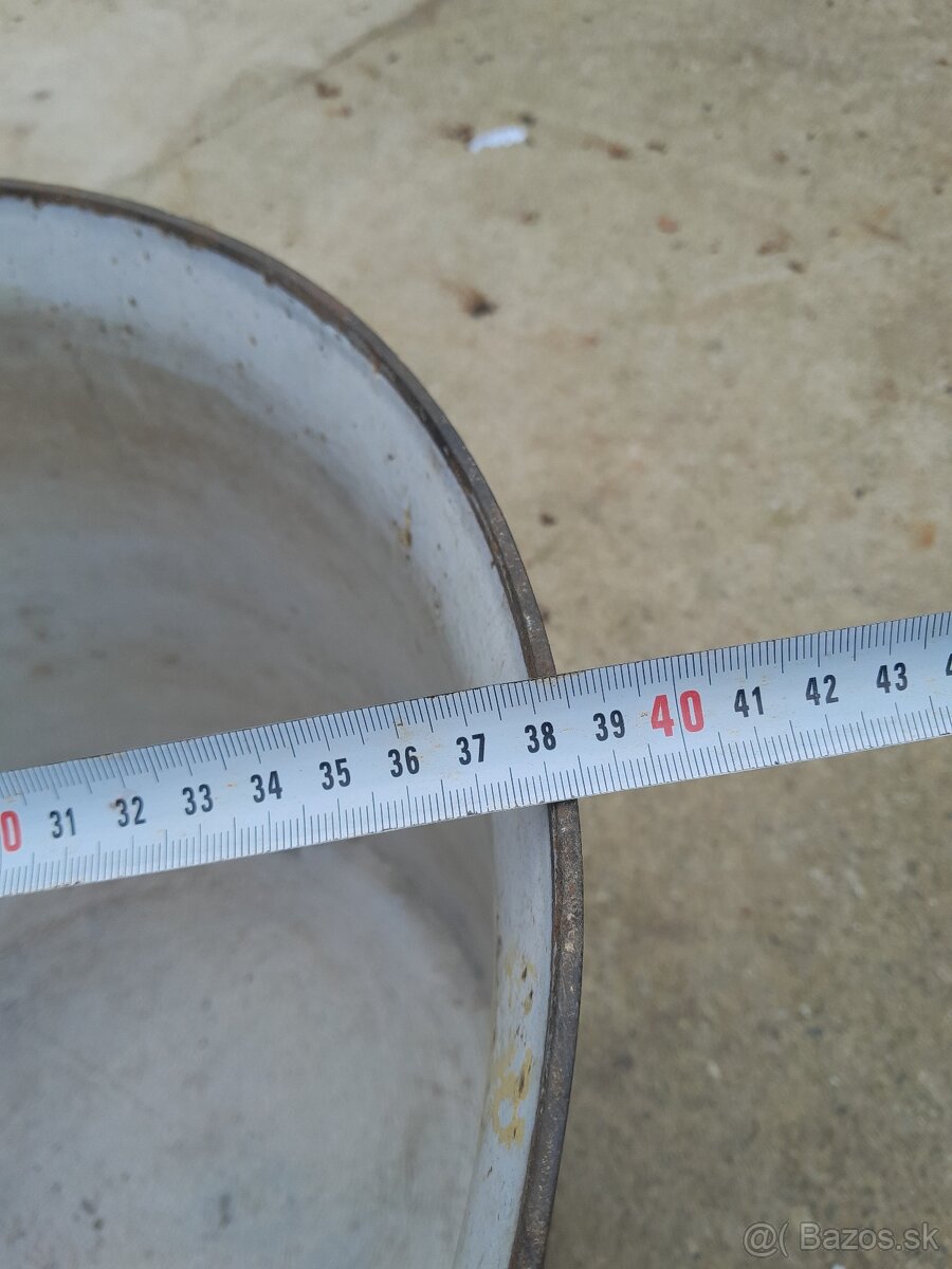 Predám veľmi starý liatinový kotlík - 5