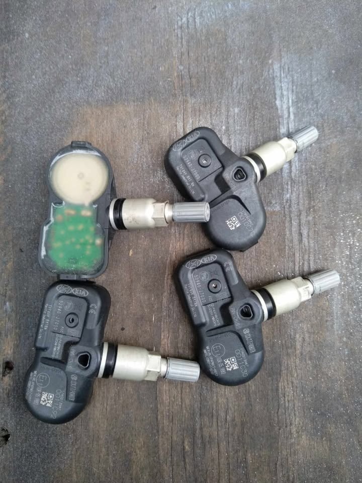 Alu R 15 TOYOTA originál + TPMS + pneu rok 2025. - 5