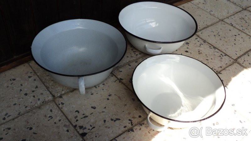 Váha, kandlička, zrkadlo, nádoby, vešiak, nôž,....... - 5